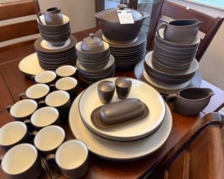 Noritake Colorwave Chocolate China Set