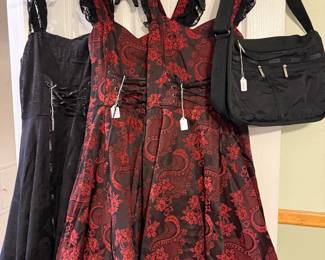 Minnetonka, Clark's, American Eagle, Steve Madden, Rockport, Adidas, Skechers, Ugg, Van's, Dr. Martens, Pleaser, Jane Volatile, Guess, Sandra Robert's Squared, Steve Madden, Kipling, LeSportsac, Nine West, Betsey Johnson, Disney, London Fog, Simply Vera Wang, Vera Bradley, American Eagle, Abercrombie & Fitch, North Face, Express, Victoria's Secret, Nine West, Silver, Hotkiss, Mudd, Hollister, Necessary Objects, Hot Topic, Fetish Lip Service, To the Max, Abercrombie