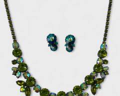 Lovely Vintage Weiss Blue Flower Crystal Clip On Earrings & Rhinestone Colorful 16 Inch Statement Necklace
