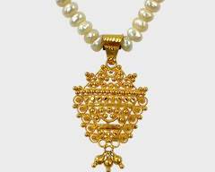 Fine 18K Yellow Gold Statement Pendant On Pearl Chain 17
