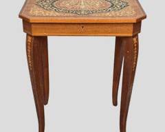 Vintage Italian Small Wood Inlaid Marquetry Side Table
