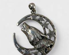 10 Grams Fine Sterling Silver Howling Wolf Moon & Stars Statement Pendant
