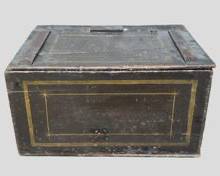 Antique Hand Painted Folk Art Hinged Box
