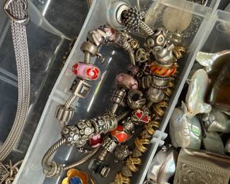 Pandora jewlery