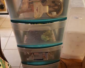 Plastic Storage & Craft Items