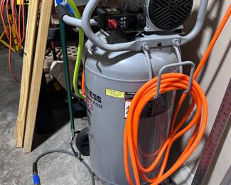 Air compressor 