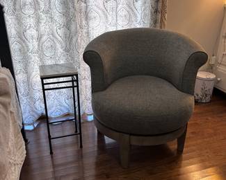 Chair and side table 
