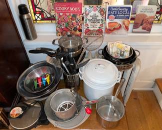 Kitchen Pots & Pans W/ Cookbooks