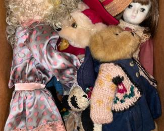 Dolls & Teddy Bears
