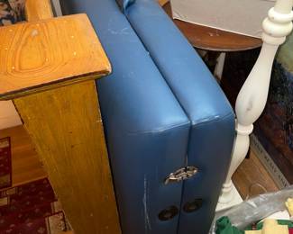 Folding Massage Table