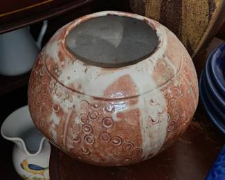 BEAUTIFUL 100+ Piece Collection Of Pottery (Bowls, Mugs, Plates, Vases, & More!)