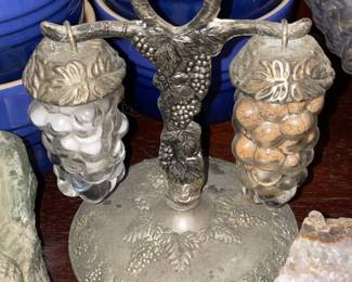 Grape Salt & Pepper Set