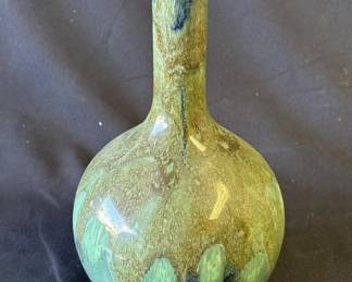 Lot # : 213z - Vintage glazed ceramic vase

