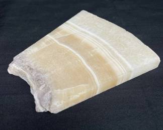 Lot # : 269v - Honey onyx slab
