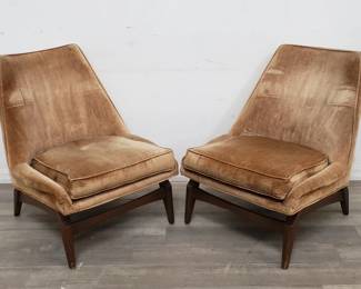 Lot # : 146 - Pair of mid-century upholstered lounge chairs
