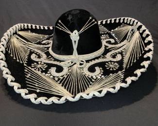 Lot # : 270f - Vintage Pigalle sombrero made in Mexico,
