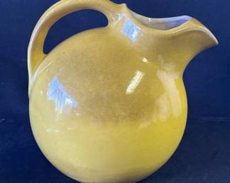 Lot # : 221z - Vintage Homer Laughlin-style ceramic pitcher
