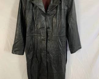 Lot # : 278f - Wilson’s Leather Pelle Studio woman’s long
leather jacket 