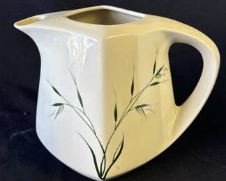 Lot # : 219z - Vintage Winfield ceramic pitcher
