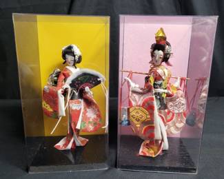 Lot # : 130 - Pair of Geisha decorative dolls

