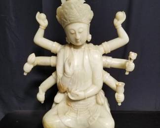 Lot # : 195 - Stone sculpture
