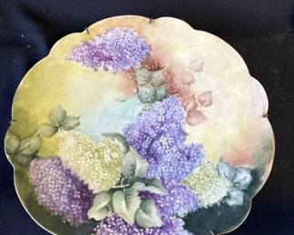 Lot # : 301z - VTG Limoges (France) wall hanging porcelain plate
