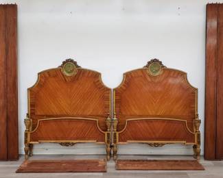 Lot # : 42 - Pair of antique hand painted carved wood twin bed
