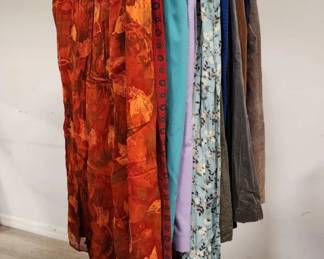 Lot # : 308 - 15 vintage long skirts various sizes
