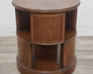 Lot # : 41 - Mid century round revolving bookcase
