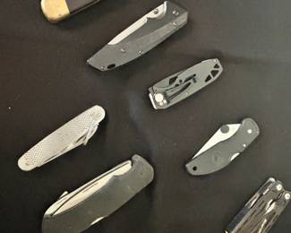 Pocket knives