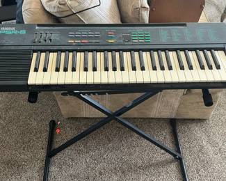 Yamaha PSR-6 keyboard