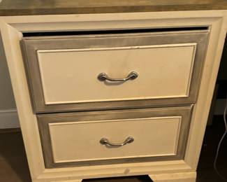 Set of 2 Nightstands - needs paint and a cleaning