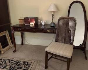 Queen Anne Desk