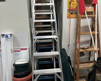 Many ladders