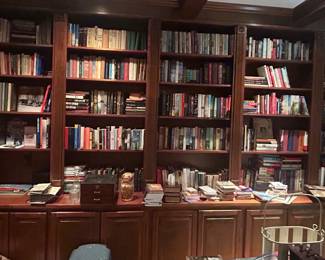 1000’s of pristine book of every genre