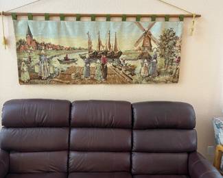 3 seat sofa recliner (both end seats recline).