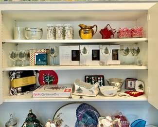 Cuthbertsons Christmas stemware