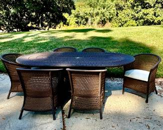 Lloyd Flanders pvc wicker table and 6 chairs