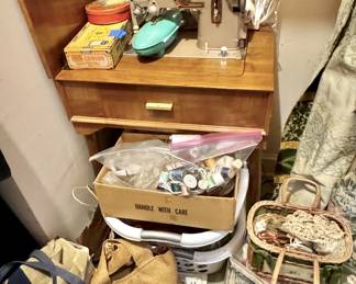 Vintage Singer and sewing notions