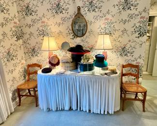 Vintage dressing table/vanity