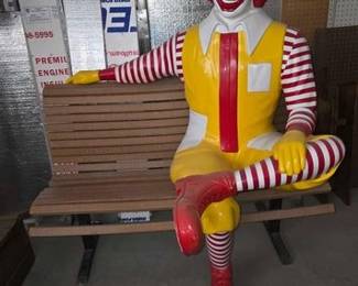 1000  McDonalds Ronald McDonald Bench 