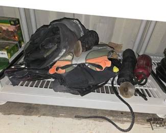 3276  Life Jackets and Boat Fender 