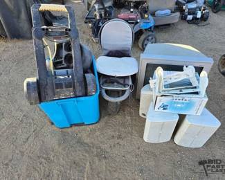 2134  Polk Audio Speakers, Flat Panel Speakers, RCA TruFlat Screen TV 