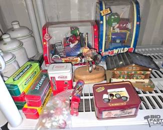 3340  M  Ms Toys, Hersheys 1913 Model T Van, Chewing Gum Tins, CocaCola Tin, Music Boxes 
