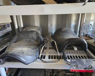 3366  2 Harley Davidson Seats, License Plate Mount, Touring Chrome Passenger Grab Bar 