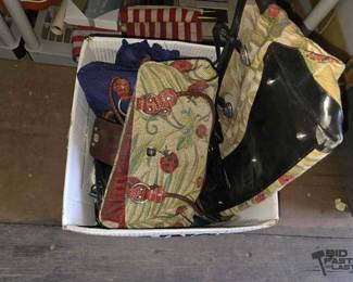 3326  Hand Bags, Purses, and Wallets 