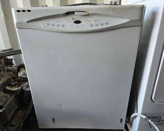 3202  Maytag Quiet Series 300 Dishwasher 