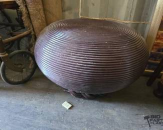 3210  Brown Rattan Centerpiece 