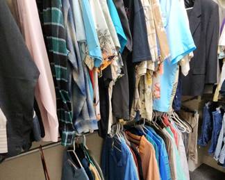 Mens Huge Lot Of Large Sized Clothing
