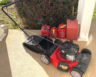 Snapper SelfPropelled Lawn Mower